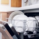 خشک‌کردن ظروف در ماشین ظرفشویی بوسیله‌ی حرارت یا هوا